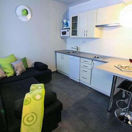 Apartments Jadra - With Parking Primošten Eksteriør bilde